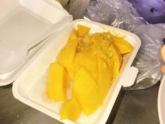 -芒果糯米饭摊子