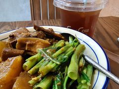 -CowCow其其·牛杂咖啡公司(六运店)