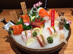 秒懂三文鱼-文三酒肆自助放题(新街口友谊广场店)