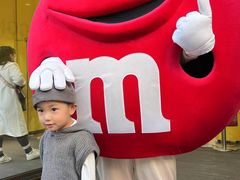 -m豆巧克力世界(上海世茂广场店)