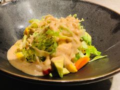 牛油果蔬菜沙拉-木守西溪溪隐餐厅