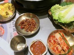 -草家酱蟹炭火烤肉店(珲春南路一店)