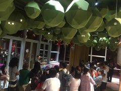 -水桶王国主题餐厅·聚会·生日派对·亲子活动·家庭套餐(亚龙湾希尔顿店)