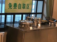 -吴记酱骨炖菜馆(西大直街店)