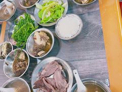 -阿秋牛排(湖心街店)