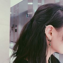 -艺耳美专业穿耳洞打耳洞穿孔