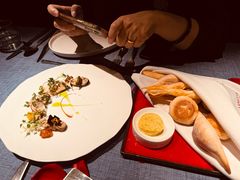 -弦月窗LUNETTE BY AMANDA(复兴路店)