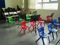 -上海市民办金苹果学校