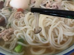 -邱芳粉店(迎宾大道旗舰店)