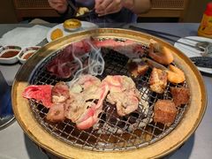 -山焱·炭火自助烤肉(周浦万达店)