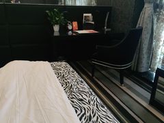 -长沙豪布斯卡酒店(长沙省政府德思勤店)