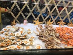 -四海一家自助餐(益田假日广场店)