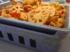 -荷塘秋月·本帮江浙菜(国权路店)