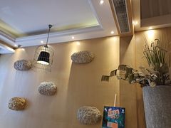 -爱舍美景酒店(燕儿岛路地铁站店)