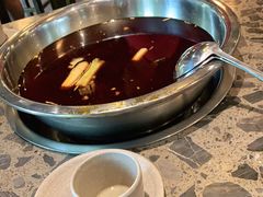 -肖肖酸萝卜鱼火锅(总店)