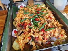 -宏兴烤鱼山庄(宣恩总店)