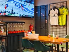 -京狮炙燥·精酿烧烤(首经贸店)