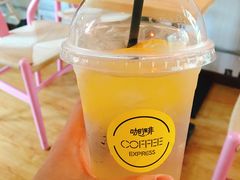 -灯塔咖啡馆BOOK·Coffee Shop
