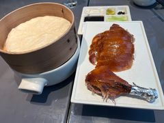 酥不腻烤鸭-小大董·烤鸭(观景餐厅·南京西路店)