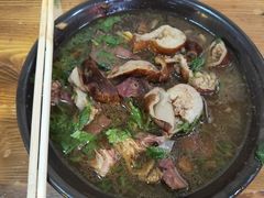 -六爷门框百年卤煮