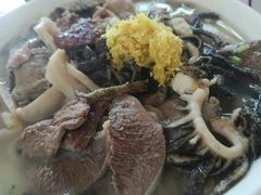 -潮镇老尾牛杂(环城西路店)