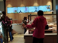 -巴黎贝甜(大宁国际商业广场店)
