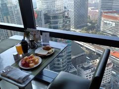 -上海龙之梦万丽酒店