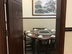 包厢-正能量脆肉鲩火锅