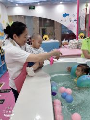 -爱玩爱游亲子母婴(旭辉广场店)
