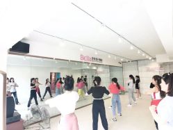 -Bella贝拉流行舞蹈