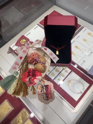 -周大福CHOW TAI FOOK(浦东八佰伴店)