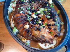 碳烤碟鱼-798音乐烤吧(林西店)