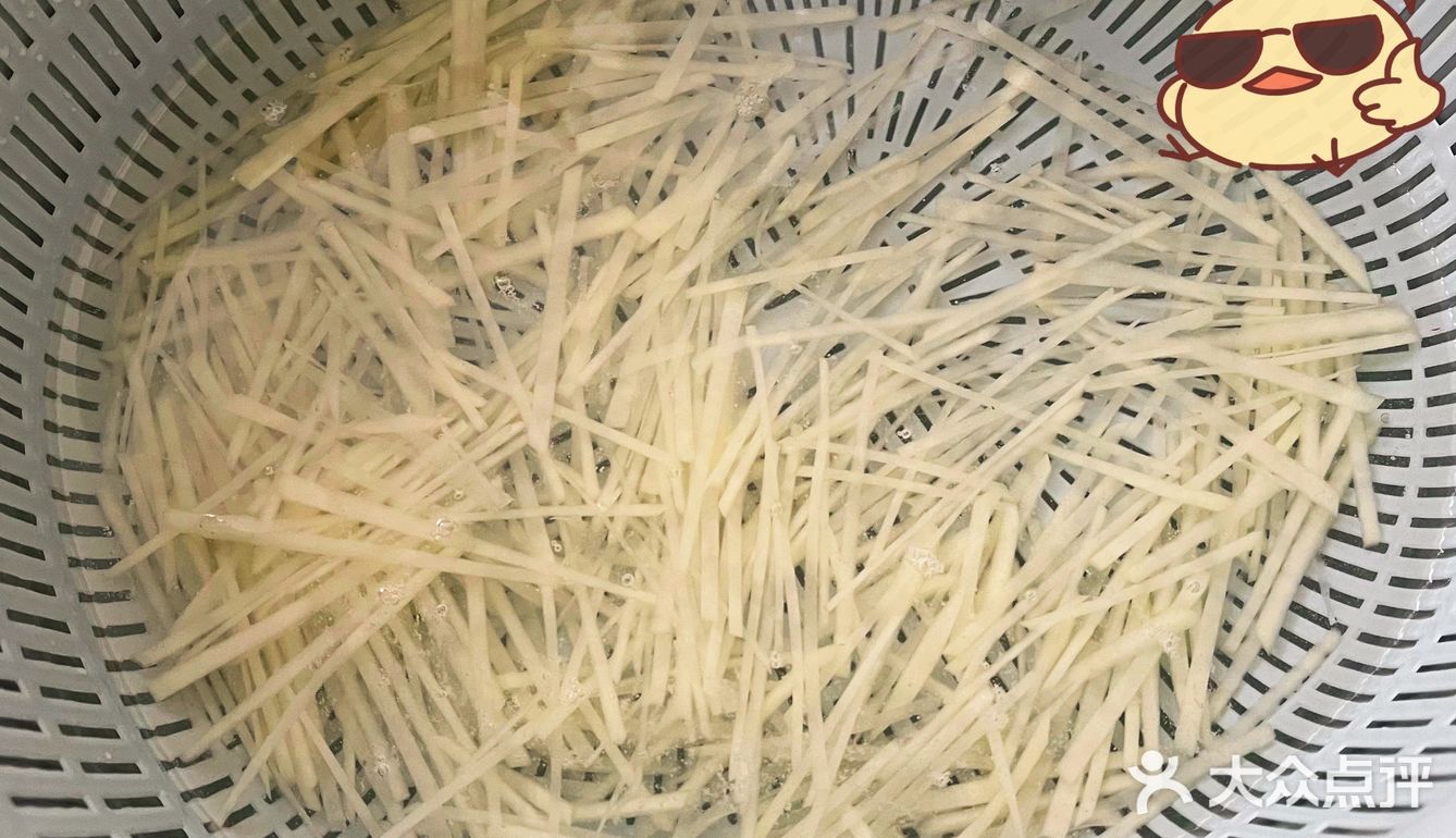 🥔嘎嘣脆的【酸辣土豆丝】做法来也！