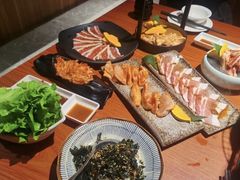-山之屋炭火烧肉·生啤畅饮(大朗万科中央公园店)