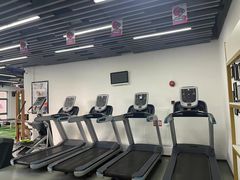-AK健身普拉提拉伸私教馆(中八店)