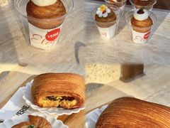 -VERIE BAKEHOUSE