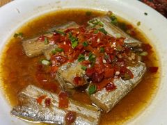 -茸梅路右拐龙虾-农家菜(松江店)