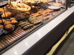 -巴黎贝甜(大宁国际商业广场店)