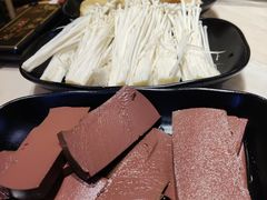 鸭血-蜀八婆鲍鱼鸡煲虾(宝安坪洲店)