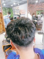 点击看大图 短发-可大男士理发馆