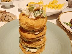 牛油果三文鱼龙虾塔-食廬(浦东嘉里城店)