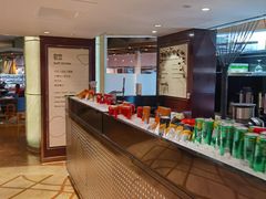 -怡咖啡海鲜自助餐厅(浦东香格里拉店)