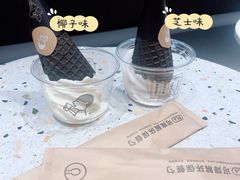 椰椰脆筒-喜茶(滨江宏岸店)