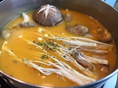 -锅季·捞王旗下小火锅(虹桥火车站店)
