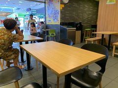 大堂-麦当劳(金稻田路餐)