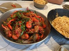 -巴厘龙虾·榜首油焖大虾(音乐学院·沿江酒馆店)