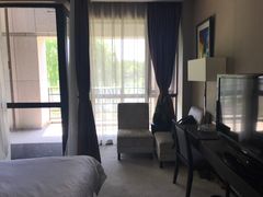 -上海怡沁园度假酒店