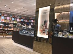 -VENCHI 闻绮(北京国贸商城店)