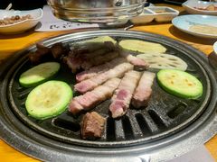 厚切五花肉-唯成•韩国炭火烤肉 유성고기