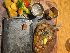 -绿茵阁西餐厅(佰港城店)